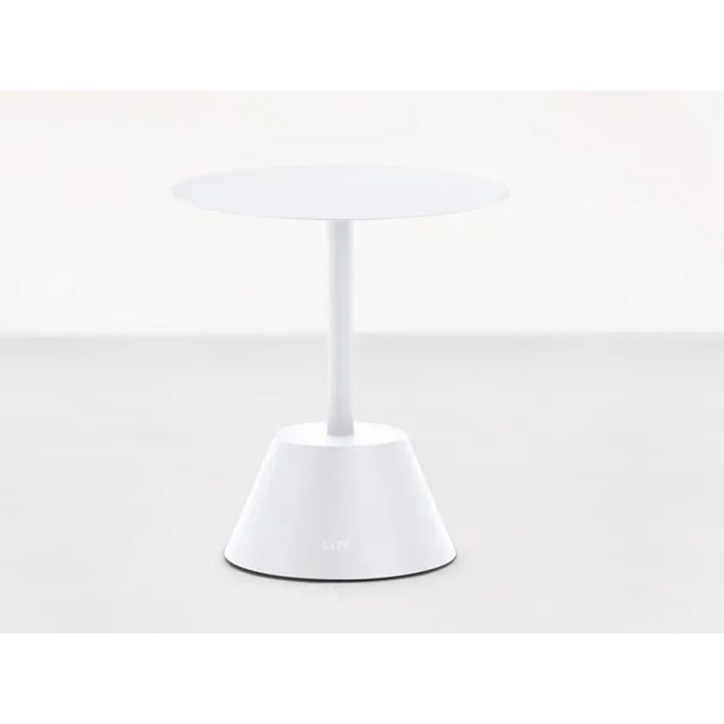Rundt sidebord til udendørs brug. Rustfrit lava sort eller hvidt stel.