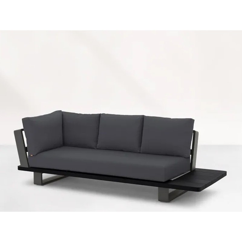 Stor havesofa med outdoor hynder. Lava sort aluminium, der ikke skal vedligeholdes.